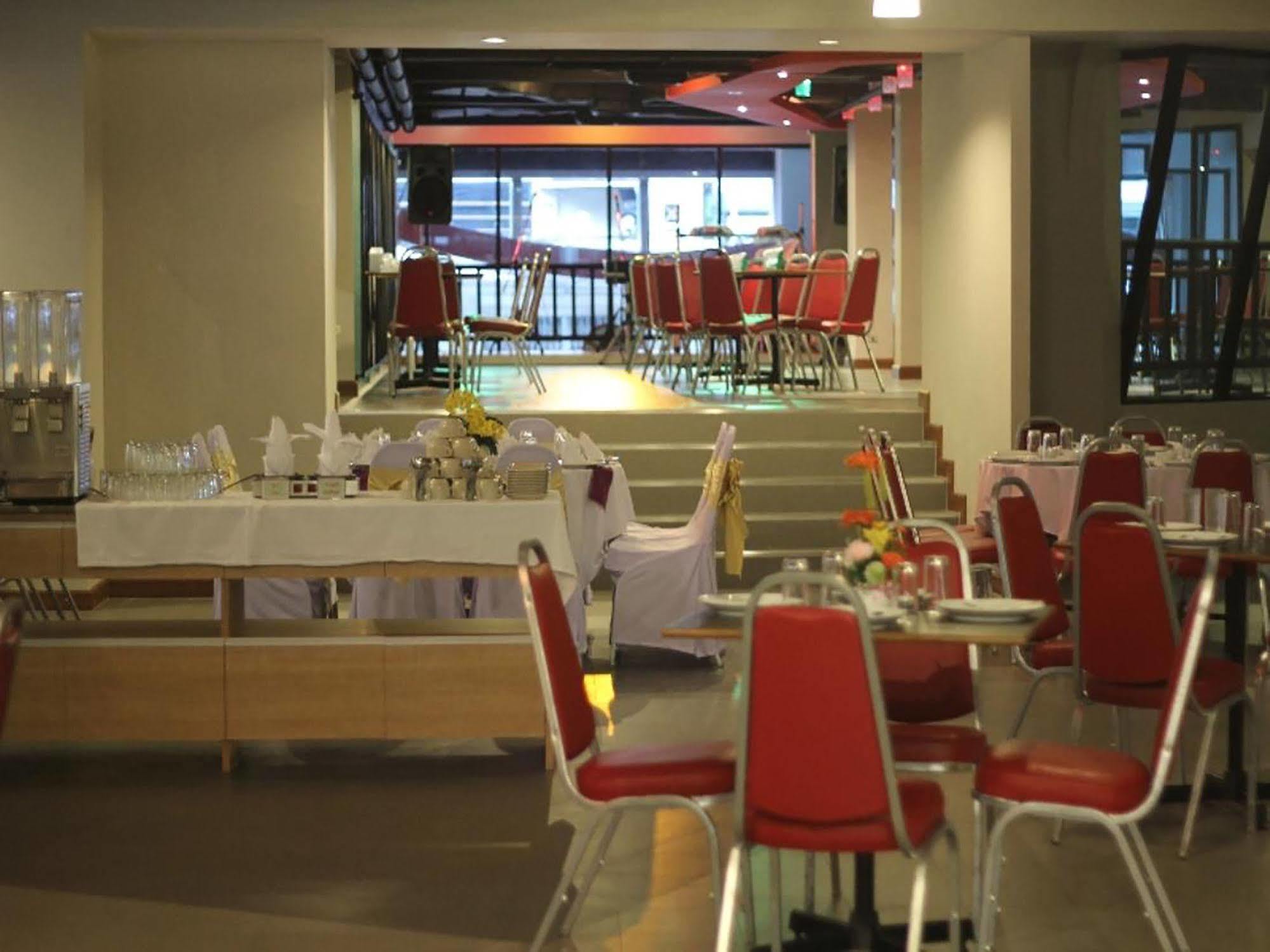 Aloha Hatyai Hotel Hat Yai Ngoại thất bức ảnh